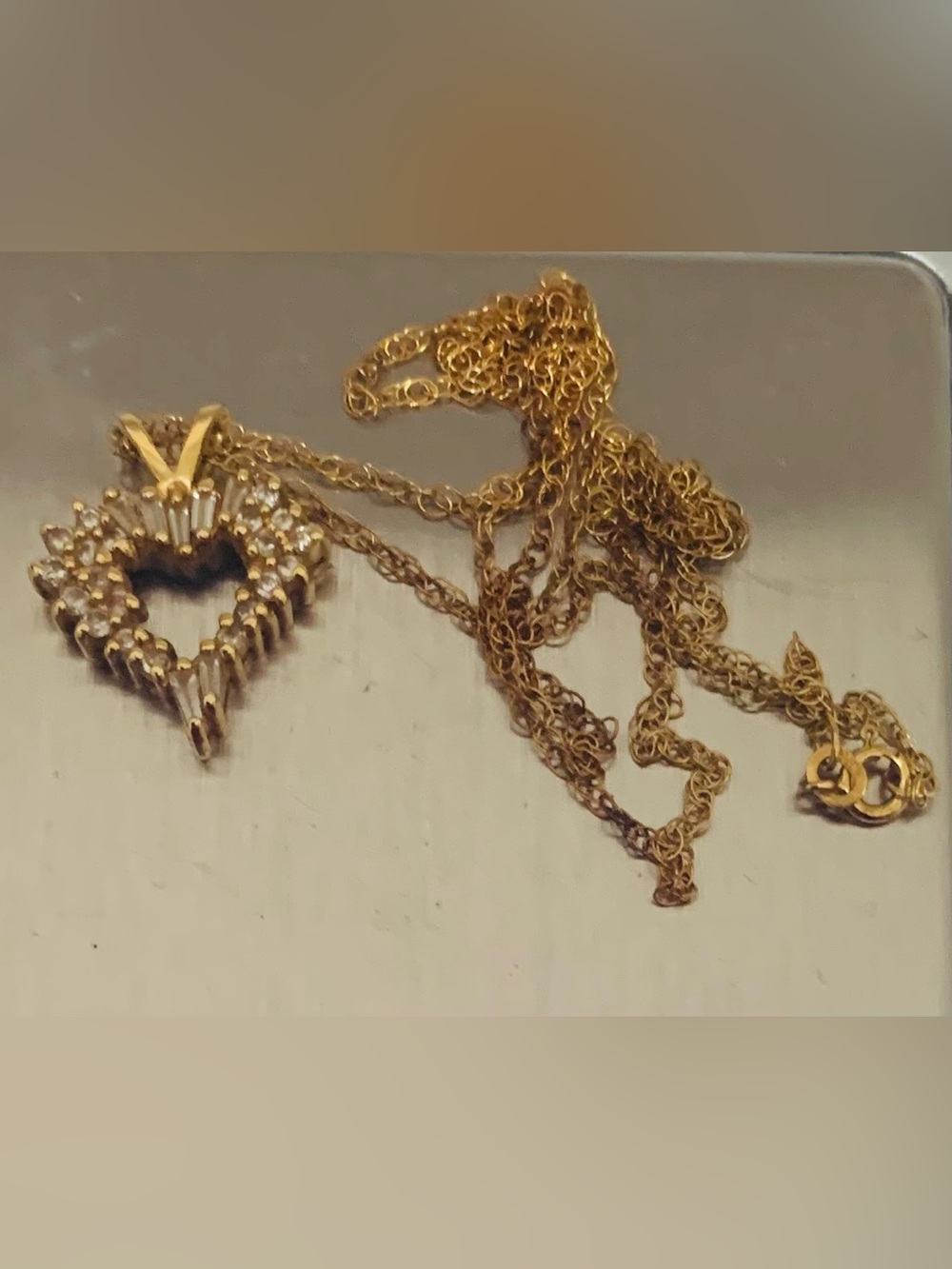 14 KT YELLOW GOLD & GENUINE NATURAL BRILLIANT ROUND & BAGUETTE DIAMONDS Necklace